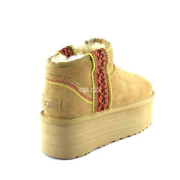 Женские мини угги на платформе UGG Classic Ultra Mini Braid Platform Chestnut 